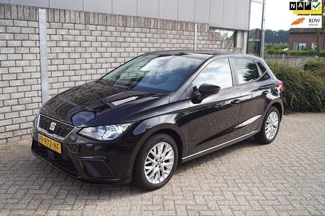 Zwart Gebruikt 2020 Seat Ibiza Business Hatchback | € 10.850 (Goede deal) - Afbeelding 1/4