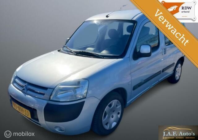 Blauw Gebruikt 2003 Citroën Berlingo MPV | € 2.250 (Eerlijke prijs) - Afbeelding 1/4