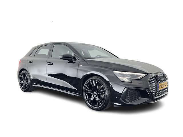 Zwart Gebruikt 2022 Audi A3 Sportback S-Line Hatchback | € 23.745 (Eerlijke prijs) - Afbeelding 1/4