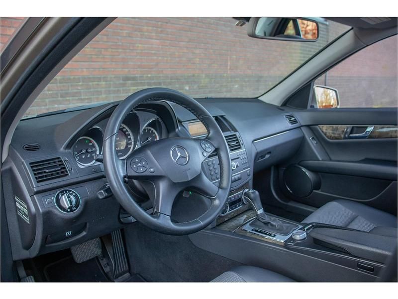Occasion Mercedes C180 Avantgarde 157 PK (115 kW) 2010 Geel Sedan