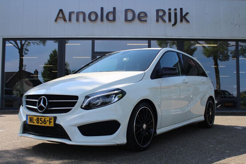 Wit Gebruikt 2017 Mercedes B160 Business MPV | € 16.950 - Afbeelding 1/4