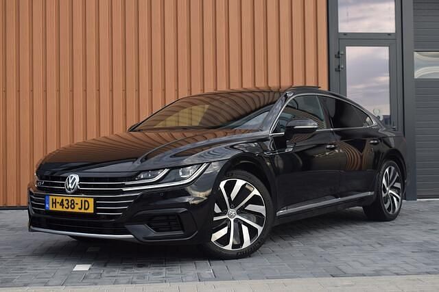 Zwart Gebruikt 2019 VW Arteon Business Hatchback | € 22.950 (Eerlijke prijs) - Afbeelding 1/4