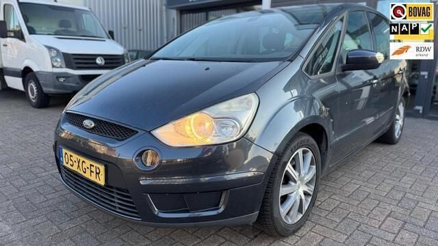 Grijs Gebruikt 2007 Ford S-MAX S MPV | € 2.750 (Eerlijke prijs) - Afbeelding 1/4