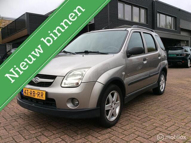 Grijs (metallic) Gebruikt 2005 Suzuki Ignis GLS Hatchback | € 2.750 (Eerlijke prijs) - Afbeelding 1/4