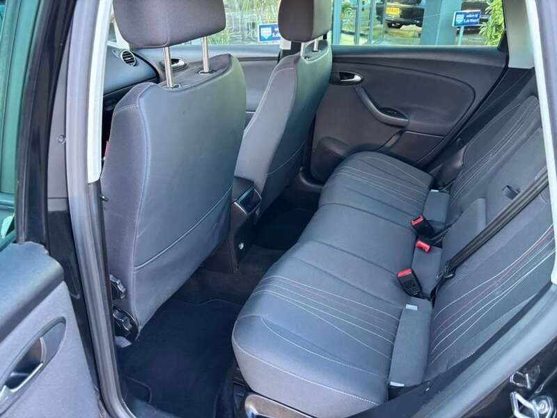 Occasion Seat Altea XL Copa 105 PK (77 kW) 2011 Zwart MPV