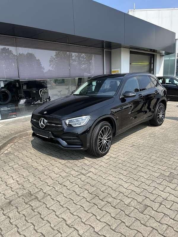 Occasion Mercedes GLC300e AMG 211 PK (155 kW) 2022 Zwart SUV