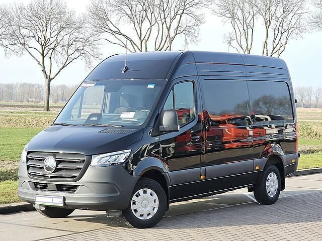 Occasion Mercedes E-Sprinter 150 kW (204 PK) 2024 Zwart (metallic) Van