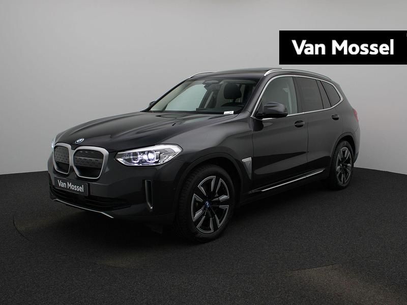 Grijs Gebruikt 2021 BMW iX3 SUV | € 35.445 (Eerlijke prijs) - Afbeelding 1/3