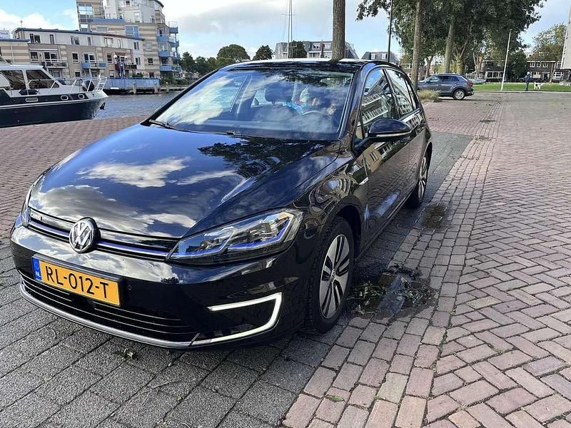 Occasion VW e-Golf 100 kW (136 PK) 2018 Zwart Hatchback