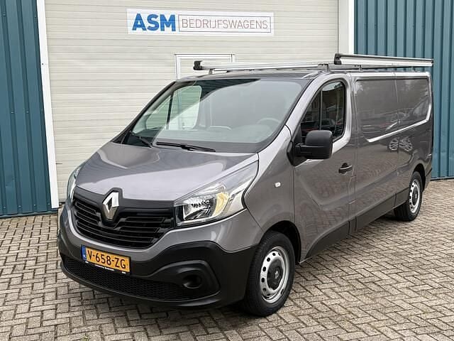Occasion Renault Trafic Komfort 97 PK (71 kW) 2019 Grijs MPV