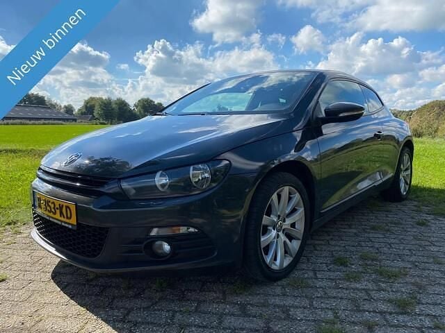 Grijs (metallic) Gebruikt 2010 VW Scirocco Coupé | € 8.490 (Eerlijke prijs) - Afbeelding 1/4