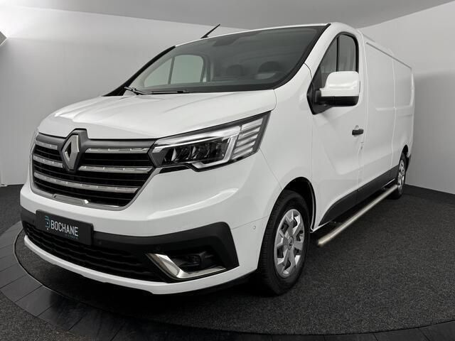 Blanc glacier (369) Gebruikt 2023 Renault Trafic Van | € 23.245 (Iets duurder) - Afbeelding 1/4