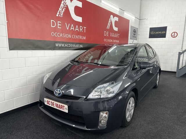 Occasion Toyota Prius Comfort 99 PK (72 kW) 2011 Grijs Hatchback