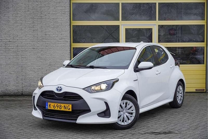 Occasion Toyota Yaris Hybrid Connect Style 2021 Wit Hatchback