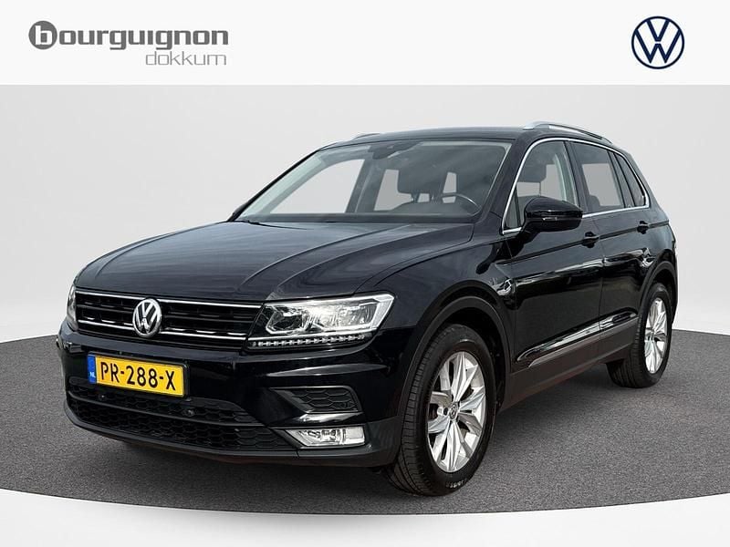 Zwart Gebruikt 2017 VW Tiguan Comfortline SUV | € 21.500 (Goede deal) - Afbeelding 1/3