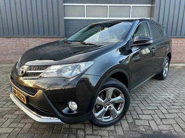 Bruin Occasion 2015 Toyota RAV4 Style SUV | € 17.950 (Goede deal) - Afbeelding 1/4