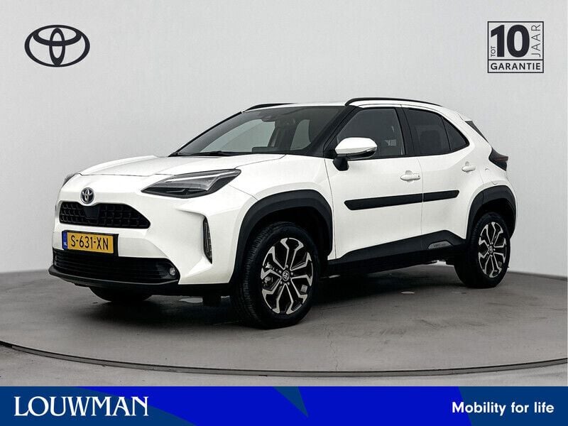 Wit, metallic lak Gebruikt 2023 Toyota Yaris Cross SUV | € 27.950 (Eerlijke prijs) - Afbeelding 1/4