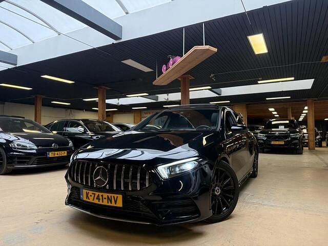 Occasion Mercedes A200 Business 163 PK (119 kW) 2018 Zwart Hatchback