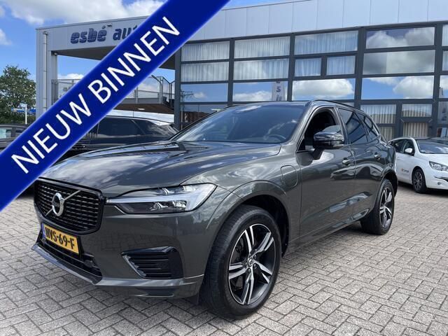 Grijs, metallic lak Gebruikt 2021 Volvo XC60 R-Design SUV | € 36.950 (Eerlijke prijs) - Afbeelding 1/4