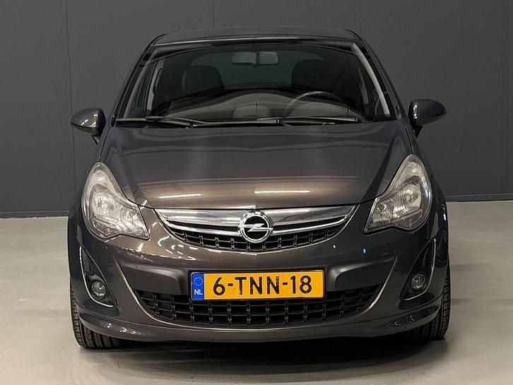 Occasion Opel Corsa Design Edition 86 PK (63 kW) 2014 Grijs Hatchback