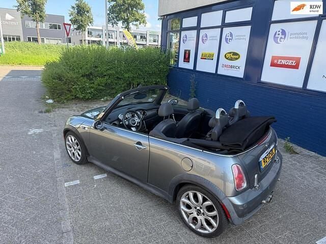 Grijs Occasion 2005 Mini Cooper S Cabriolet Chili Cabriolet | € 5.450 (Eerlijke prijs) - Afbeelding 1/4