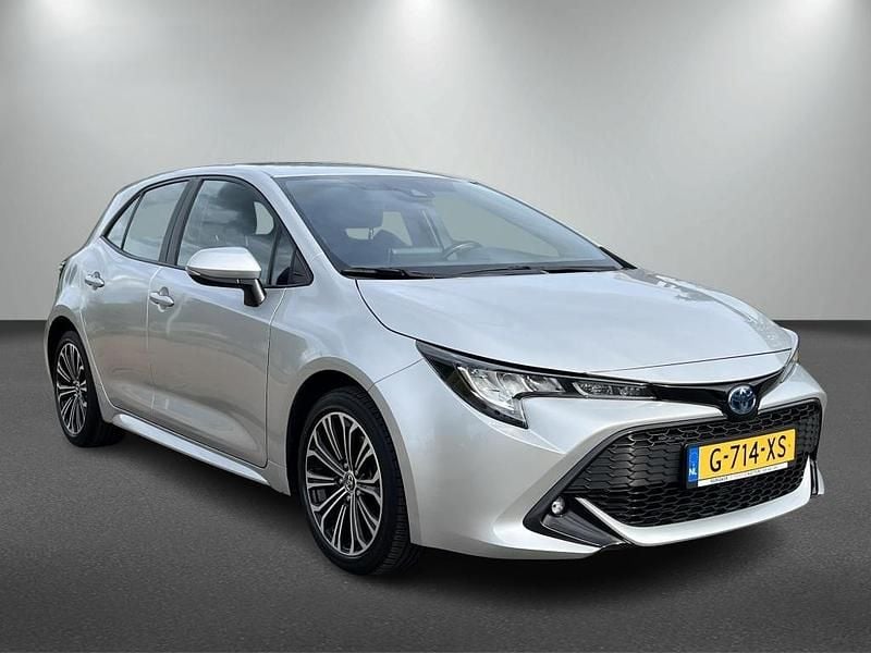 Grijs Gebruikt 2019 Toyota Corolla Hatchback | € 21.901 (Goede deal) - Afbeelding 1/3