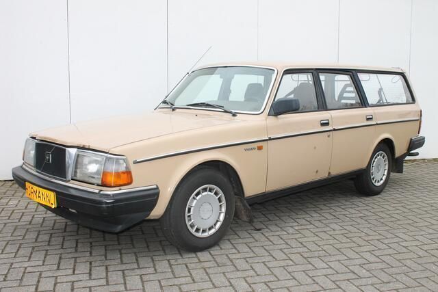 Beige Gebruikt 1984 Volvo 240 Stationwagen | € 14.900 - Afbeelding 1/4