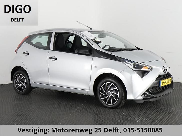 Occasion Toyota Aygo 72 PK (52 kW) 2021 Grijs Hatchback