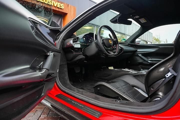 Occasion Ferrari SF90 2022 Rood Coupé