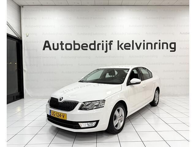Occasion Skoda Octavia Ambition 110 PK (80 kW) 2016 Wit (metallic) Hatchback