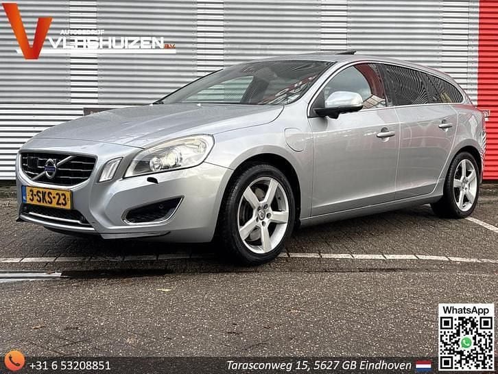 Grijs Gebruikt 2013 Volvo V60 Summum Stationwagen | € 5.222 (Eerlijke prijs) - Afbeelding 1/4