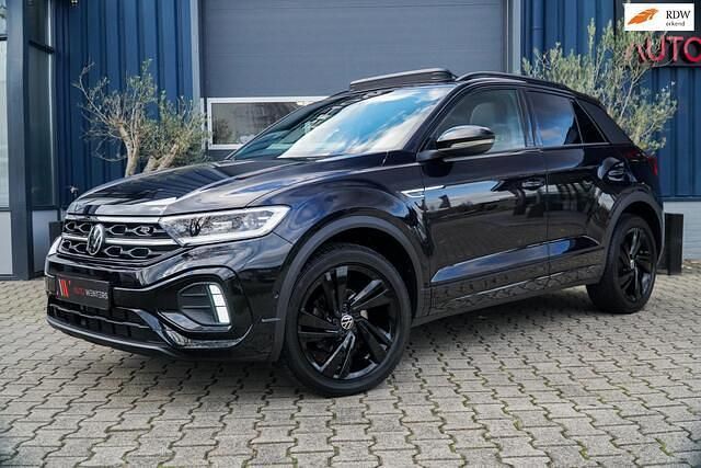 Zwart Gebruikt 2024 VW T-Roc Beats SUV | € 39.995 (Duur) - Afbeelding 1/4