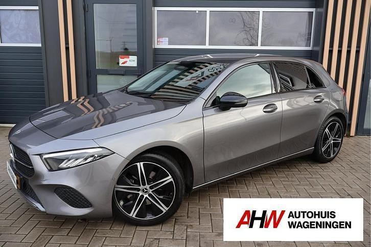 Occasion 2023 Mercedes 180 Sedan | € 25.950 - Afbeelding 1/4