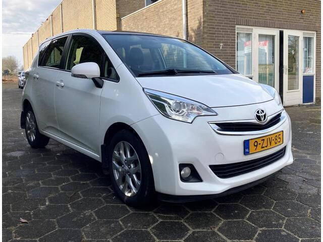Occasion Toyota Verso-S Trend 99 PK (72 kW) 2015 Wit MPV