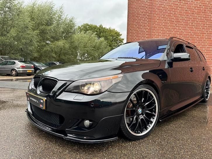 Gebruikt 2004 BMW 545 M Sport Stationwagen | € 6.950 (Duur) - Afbeelding 1/4