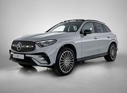 Licht manufaktur alpinegrijs uni Nieuw 2025 Mercedes GLC300 Sport Edition SUV | € 93.007 - Afbeelding 1/4