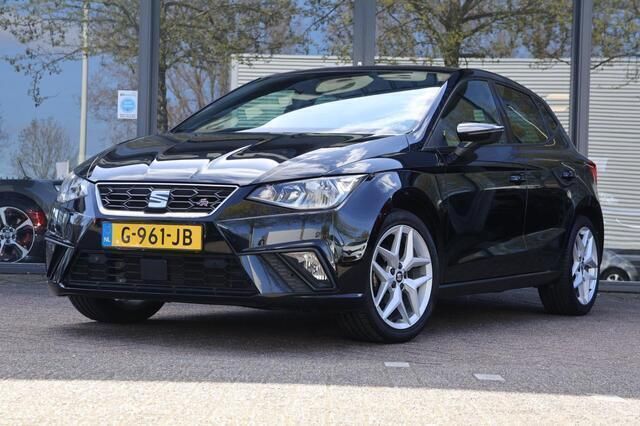 Zwart Gebruikt 2019 Seat Ibiza FR Hatchback | € 14.995 (Eerlijke prijs) - Afbeelding 1/4