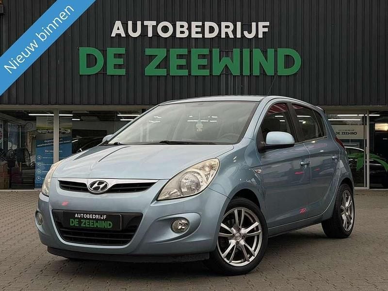 Blauw Gebruikt 2009 Hyundai i20 Hatchback | € 2.199 (Goede deal) - Afbeelding 1/3