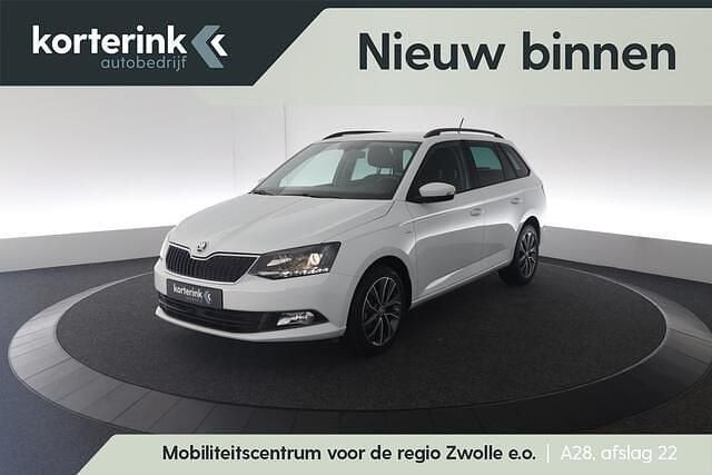 Wit Gebruikt 2017 Skoda Fabia Drive Stationwagen | € 10.950 (Iets duurder) - Afbeelding 1/4