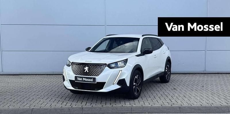Wit Gebruikt 2023 Peugeot 2008 Allure SUV | € 23.440 (Super prijs) - Afbeelding 1/3