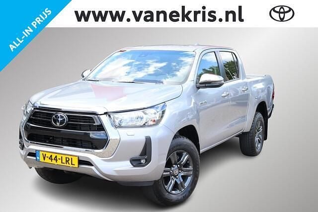 Zilver Nieuw 2024 Toyota HiLux Pickup | € 44.556 (Eerlijke prijs) - Afbeelding 1/4