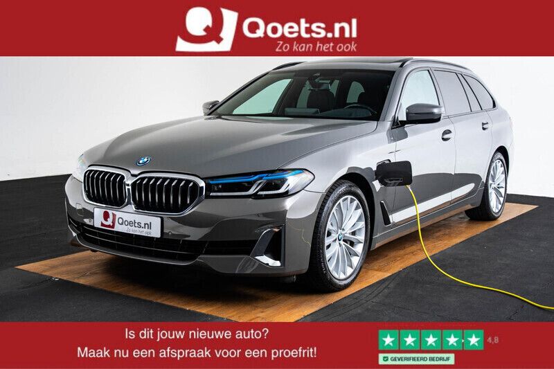 Grijs Gebruikt 2022 BMW 530e Executive Stationwagen | € 43.950 (Eerlijke prijs) - Afbeelding 1/4