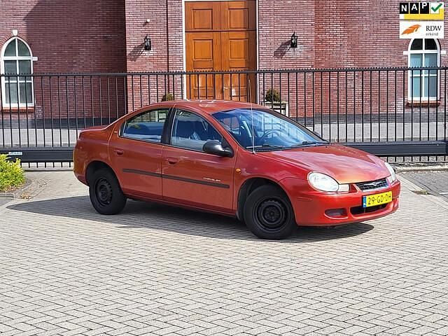 Occasion Chrysler Neon 133 PK (97 kW) 2000 Rood Sedan