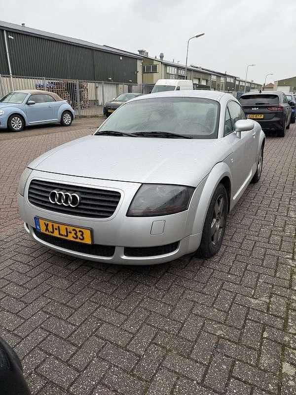 Grijs Gebruikt 1998 Audi TT Coupé | € 2.495 (Super prijs) - Afbeelding 1/3