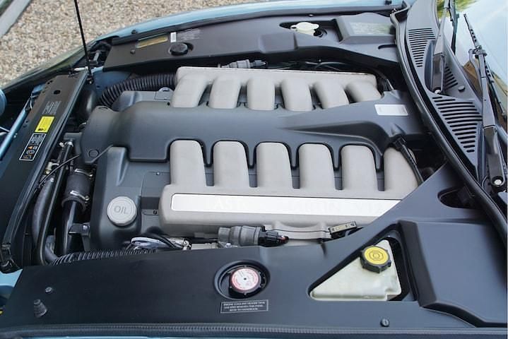 Occasion Aston Martin DB7 2000 Blauw (metallic) Cabriolet