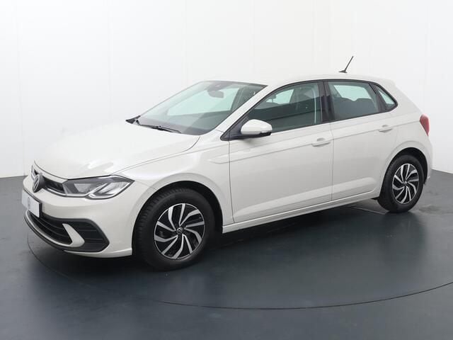 Grijs Gebruikt 2024 VW Polo Life Hatchback | € 22.540 (Eerlijke prijs) - Afbeelding 1/4
