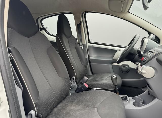 Occasion Peugeot 107 Premium 68 PK (50 kW) 2011 Wit Hatchback