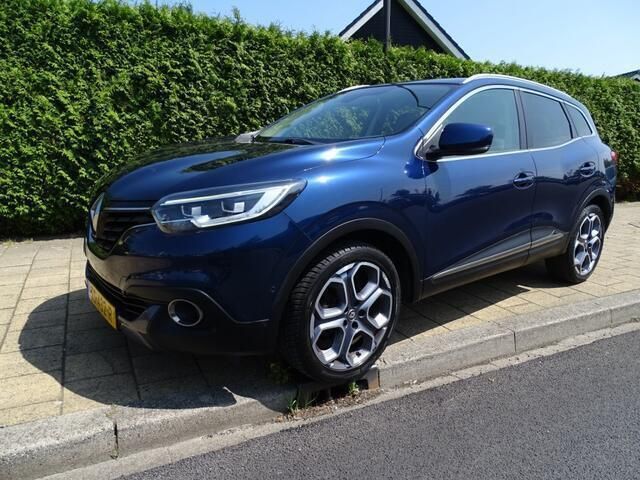 Blauw Gebruikt 2018 Renault Kadjar Bose Edition SUV | € 13.950 (Eerlijke prijs) - Afbeelding 1/4