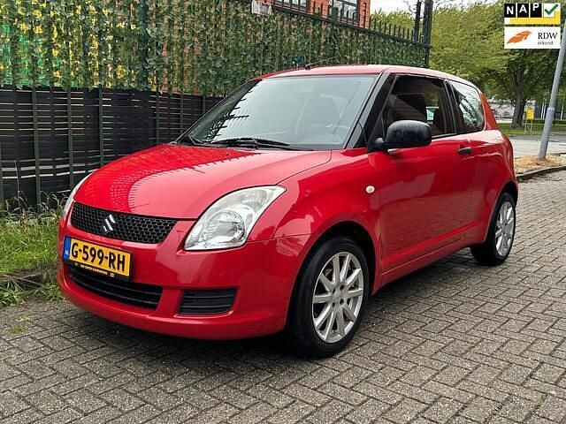 Rood Gebruikt 2009 Suzuki Swift Hatchback | € 2.495 (Goede deal) - Afbeelding 1/4