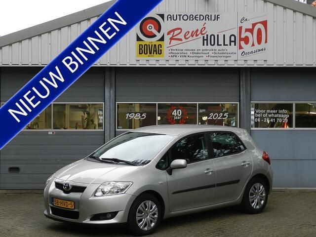 Grijs Gebruikt 2009 Toyota Auris Sol Hatchback | € 7.440 (Eerlijke prijs) - Afbeelding 1/4